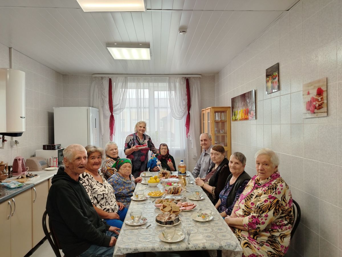 Поздравляем с Днём рождения